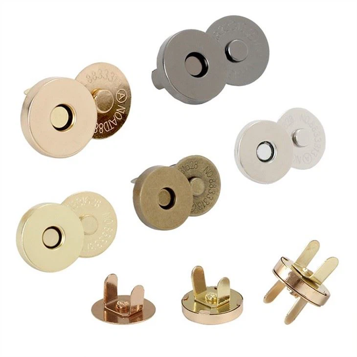 Invisible Magnetic Snaps