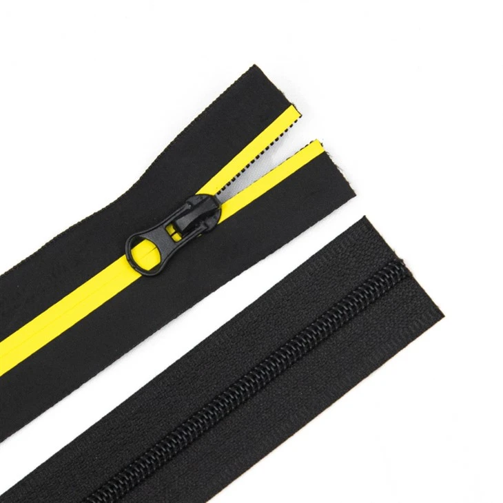 Water Repellent Zipper