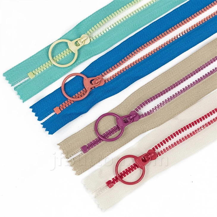 #3 Molded Plastic Zipper For Garment suppliers