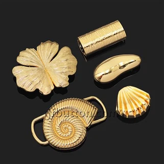 Fibbia in metallo conchiglia d'oro
