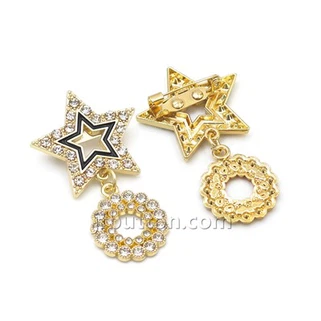 Spilla di stella d'oro