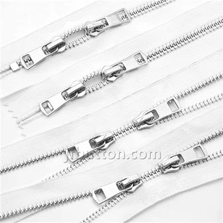Zipper in metallo bidirezionale