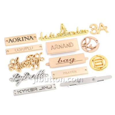 Etichette metalliche per abbigliamento